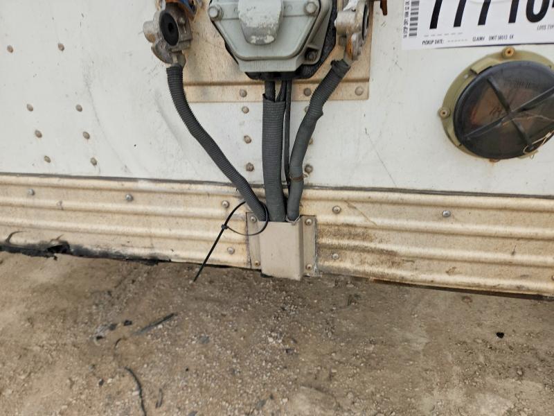 2014 Utility VS2DX DRY Van Trailer