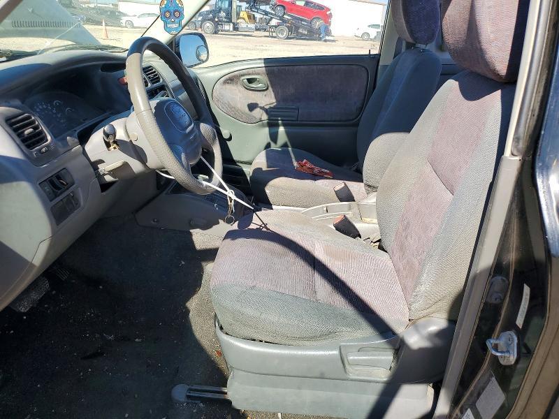 2000 Chevrolet Tracker