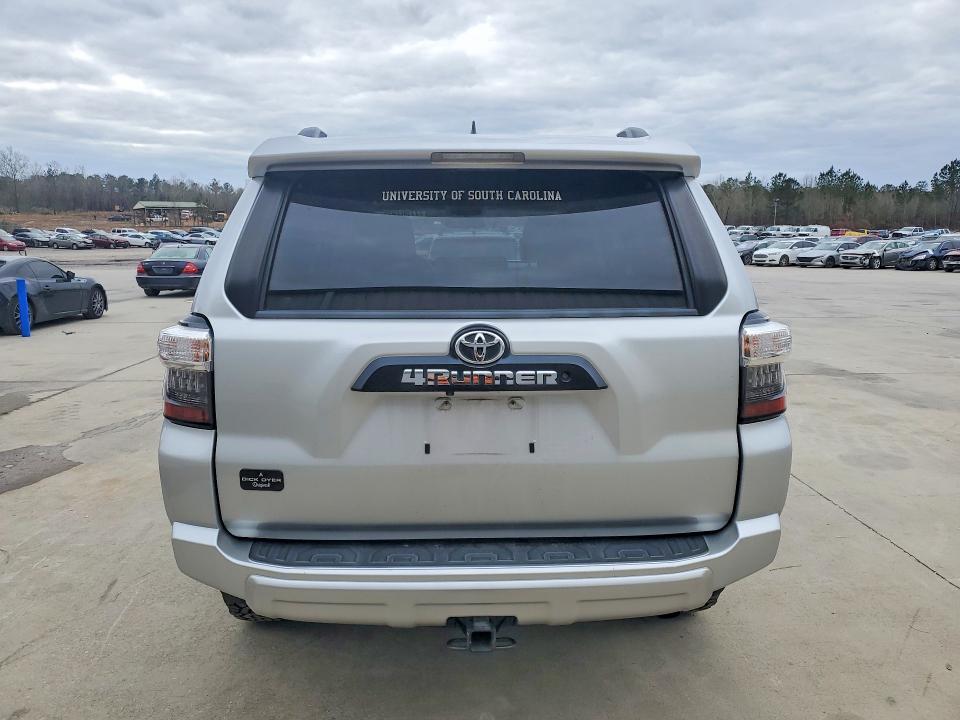 2018 Toyota 4runner SR5