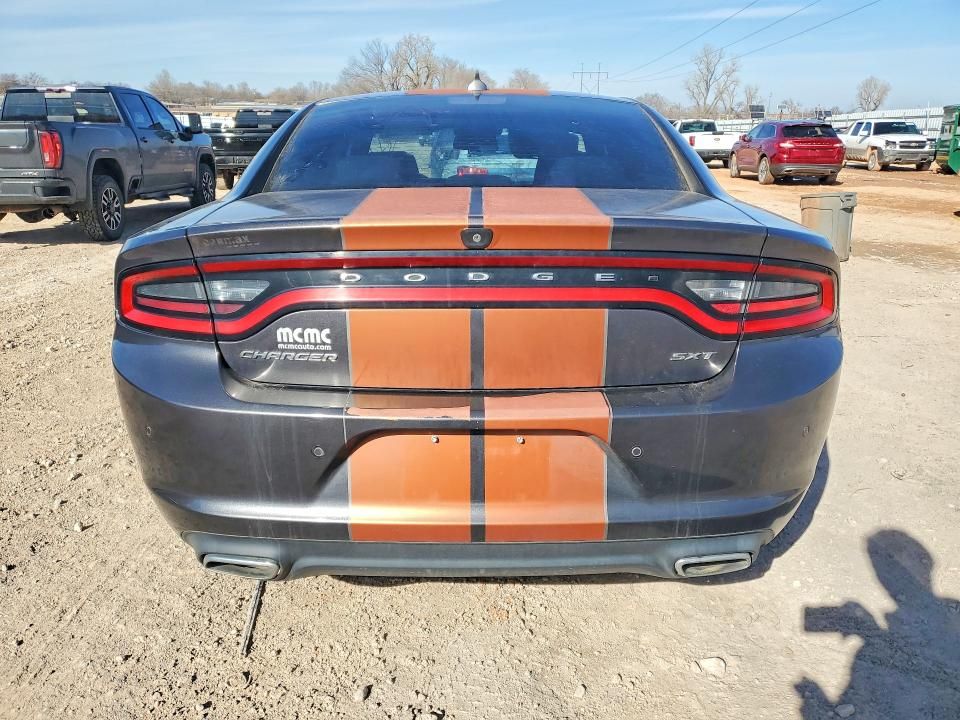2017 Dodge Charger sxt