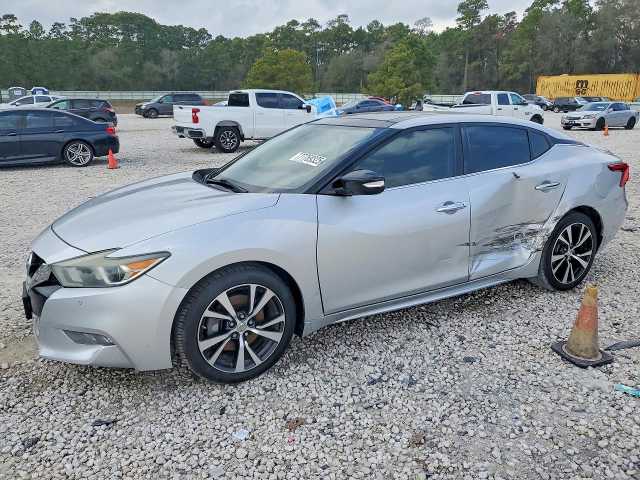 2016 Nissan Maxima