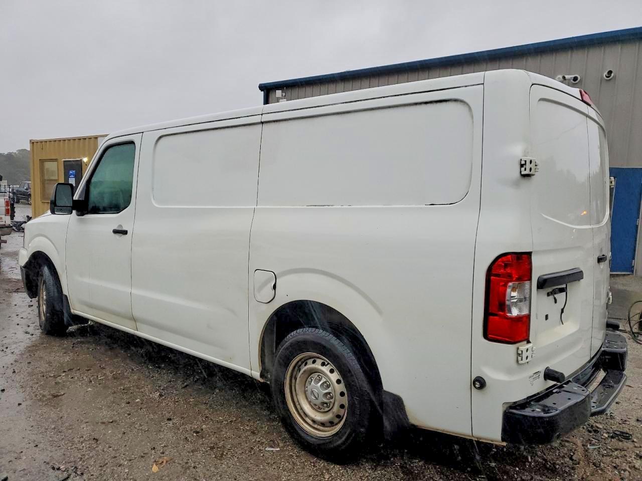 2014 Nissan NV2500 Utility / Service Van