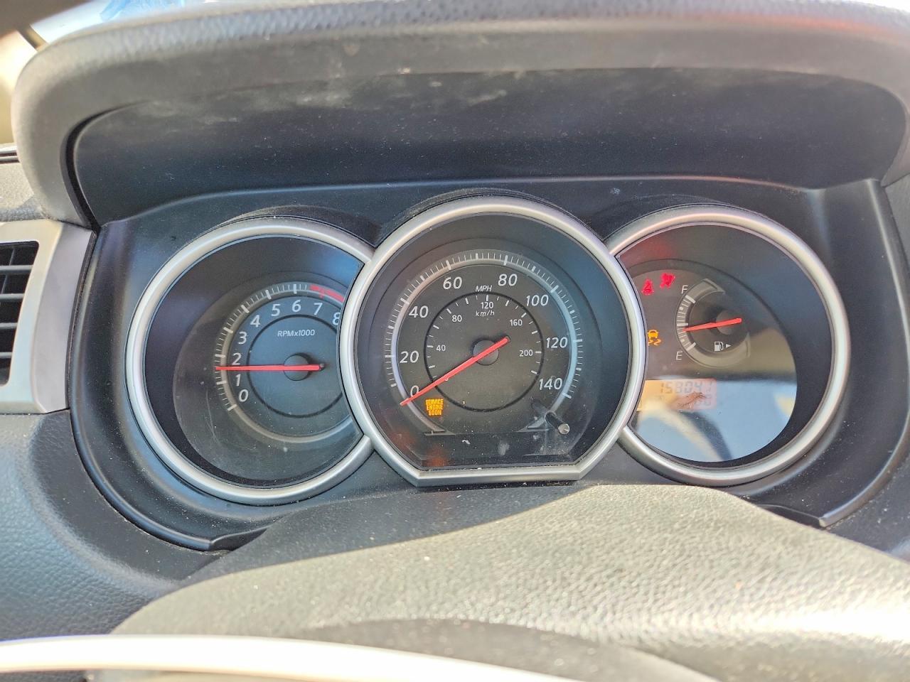 2012 Nissan Versa s