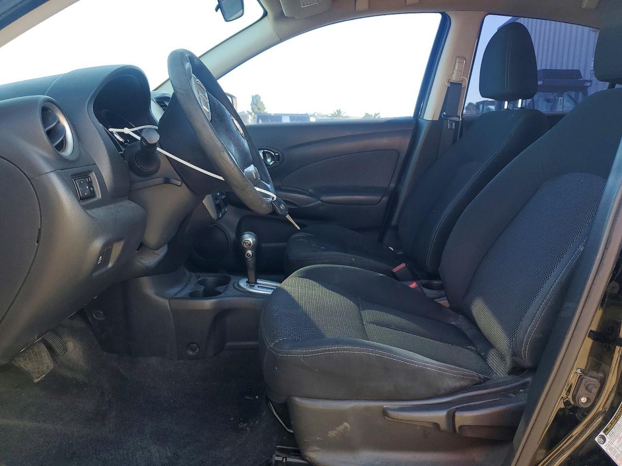 2016 Nissan Versa s