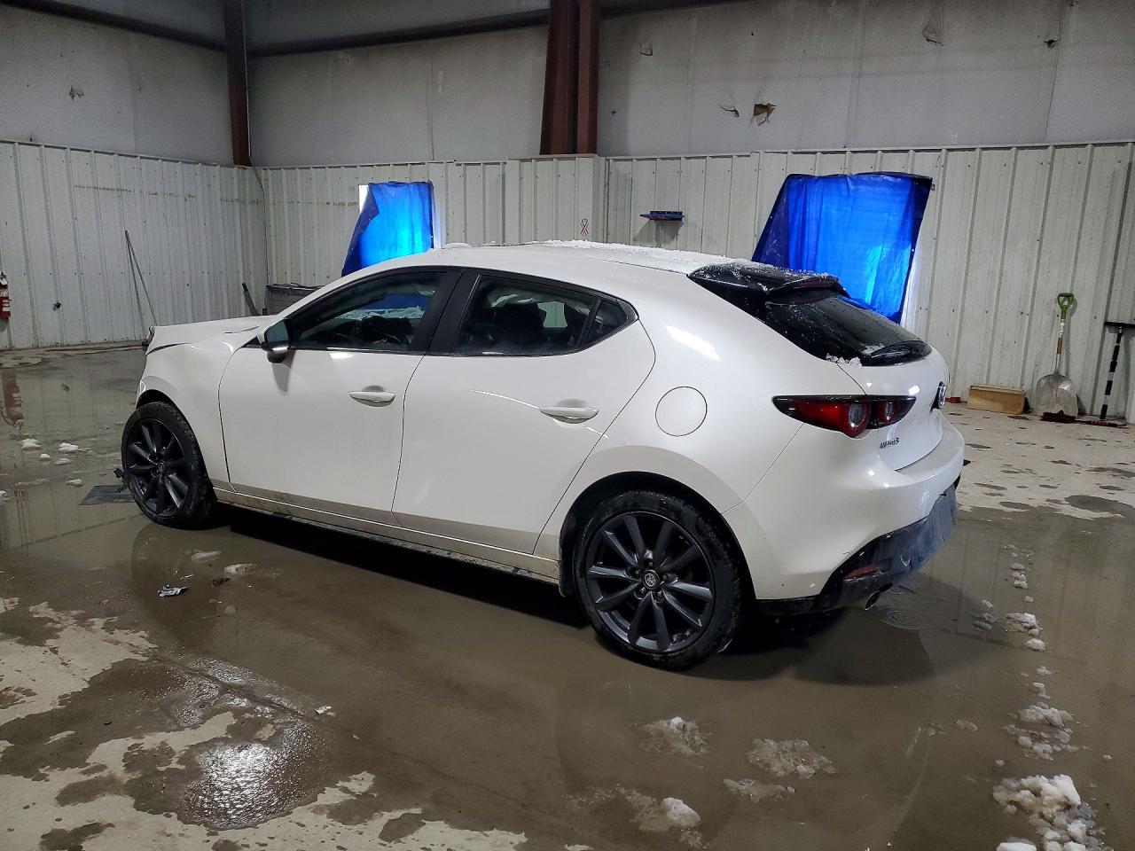 2022 Mazda 3 Preferred