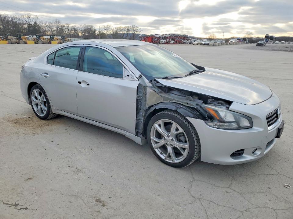 2012 Niss Maxima s