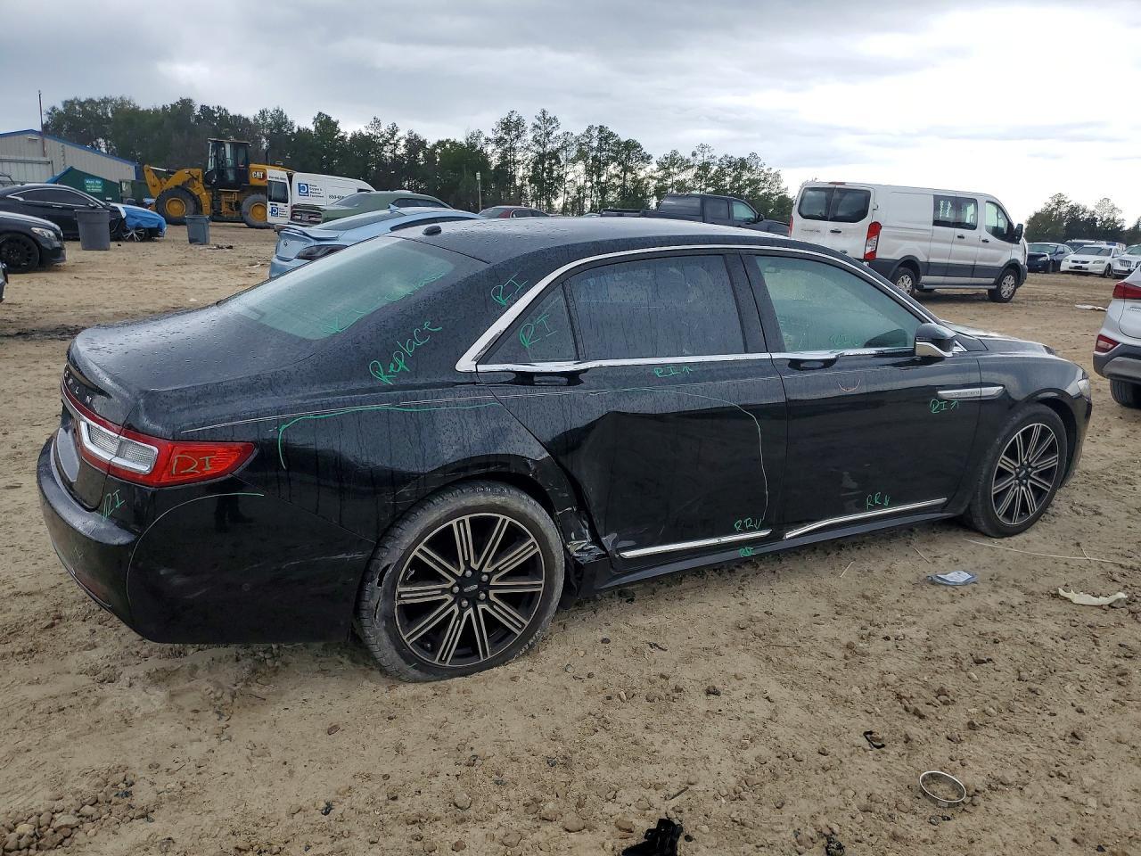 2017 Lincoln Continental Reserve