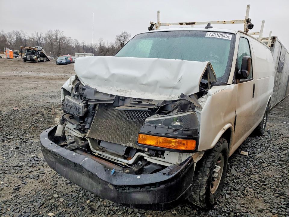 2020 Chevrolet Express G2500