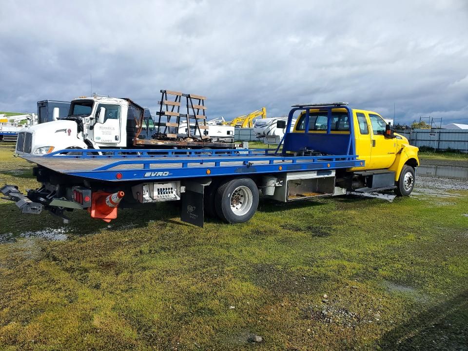 2019 Ford F650 Super Duty Rollback Truck