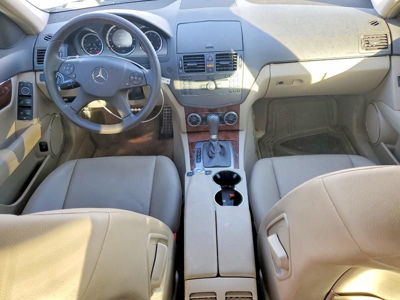 2010 Mercedes-Benz C300