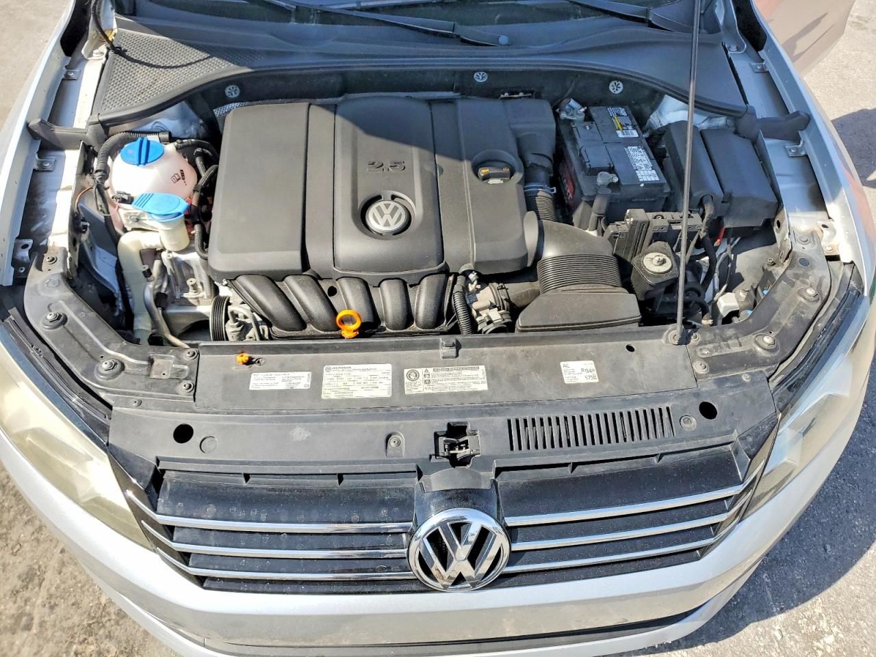 2013 Volkswagen Passat se