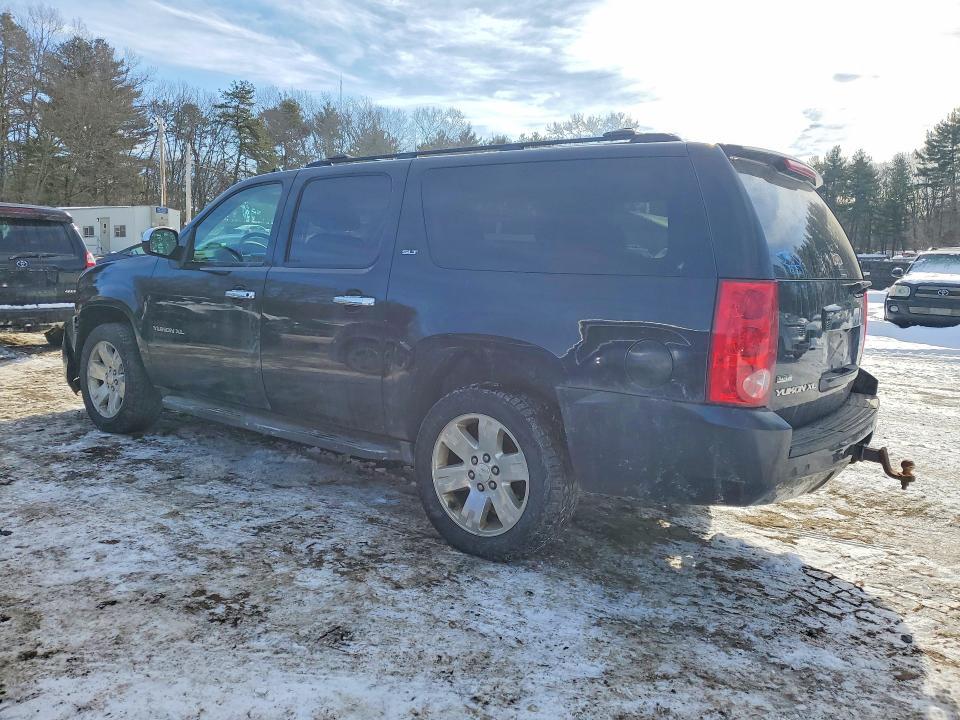2011 GMC Yukon xl K1500 slt