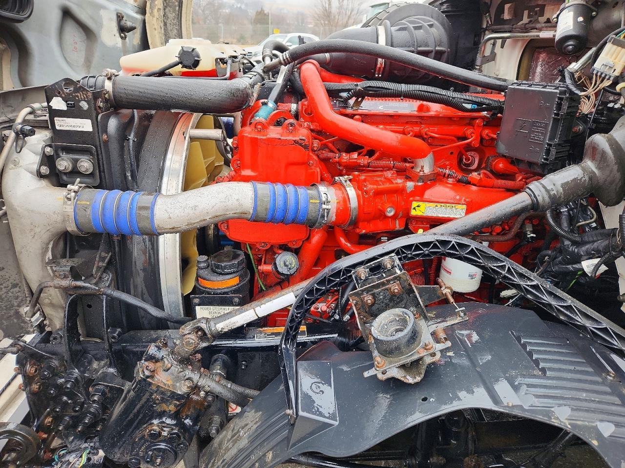 2016 Volvo VNL Semi Truck