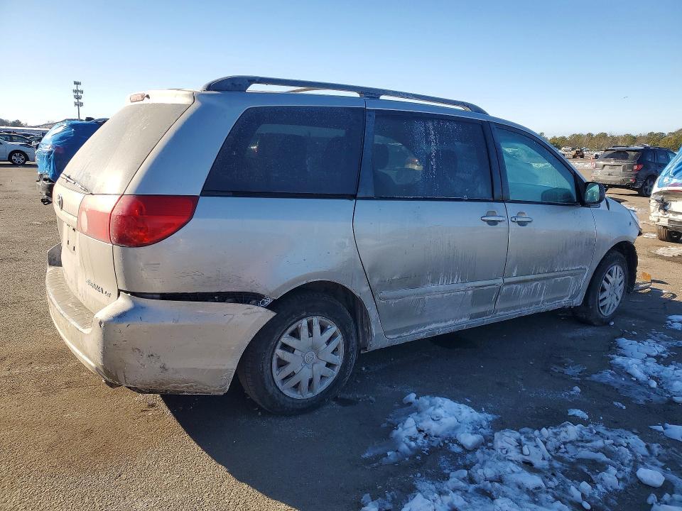 2009 Toyota Sienna ce