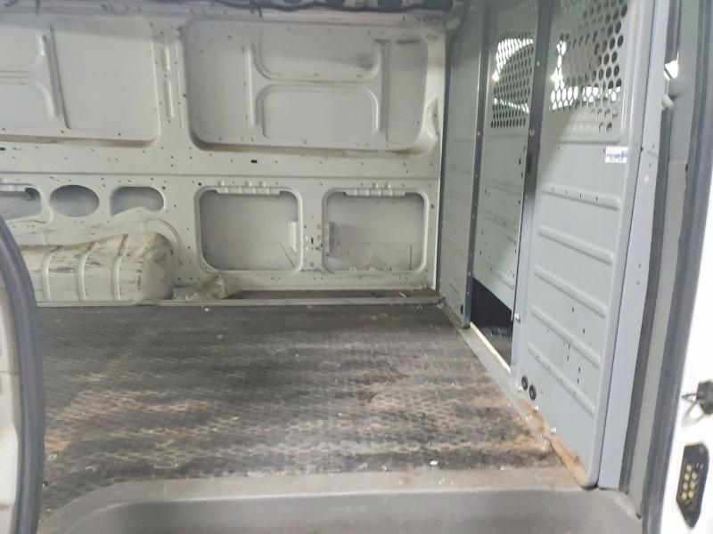 2017 Nissan Nv 2500 hd s