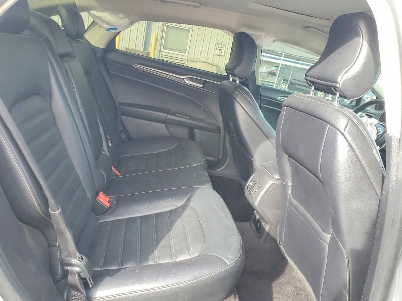 2017 Ford Fusion se Hybrid