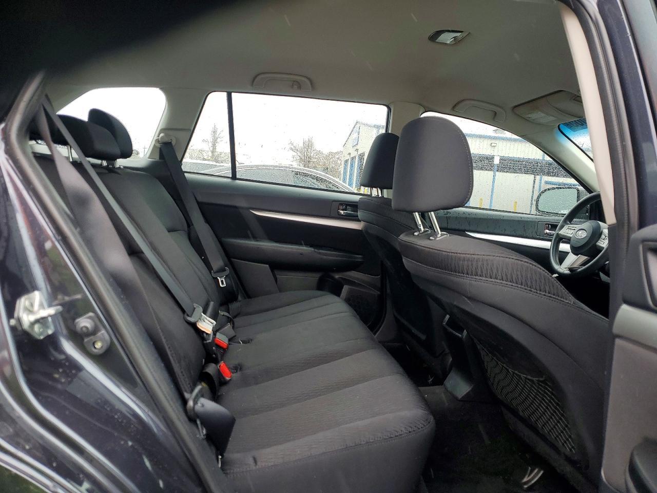 2011 Subaru Outback 2.5i
