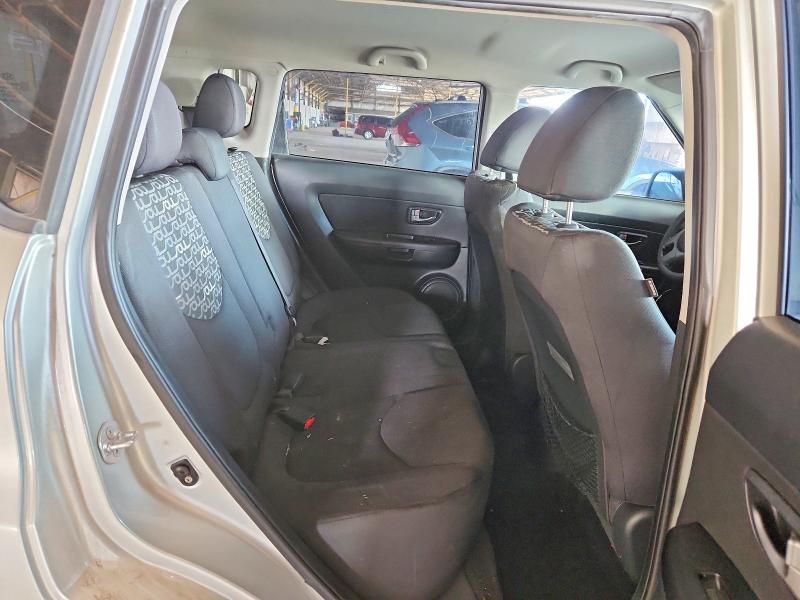 2011 KIA Soul +