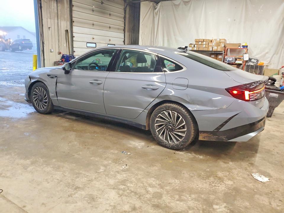2024 Hyundai Sonata Hybrid