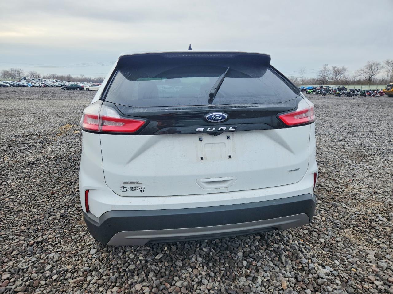 2022 Ford Edge sel