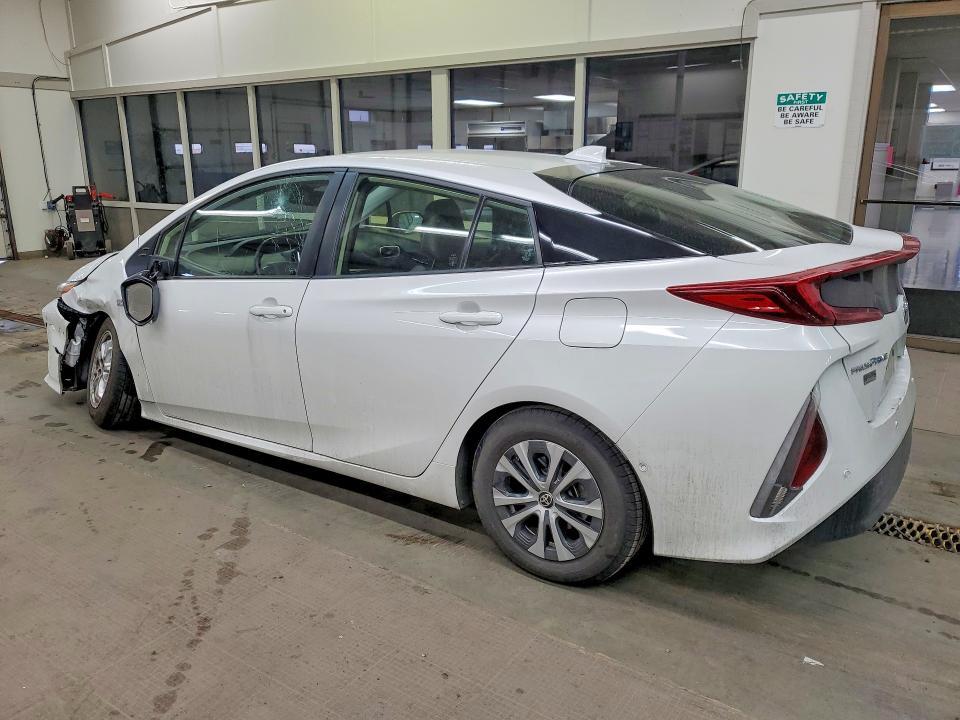 2021 Toyota Prius Prime le