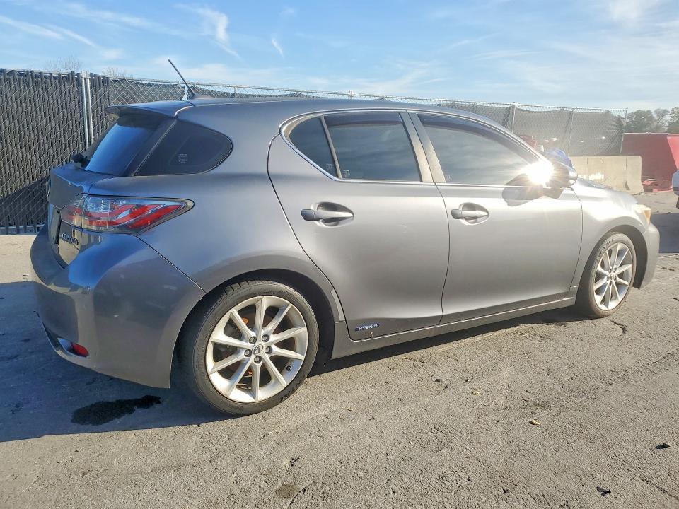 2013 Lexus Ct 200h Base