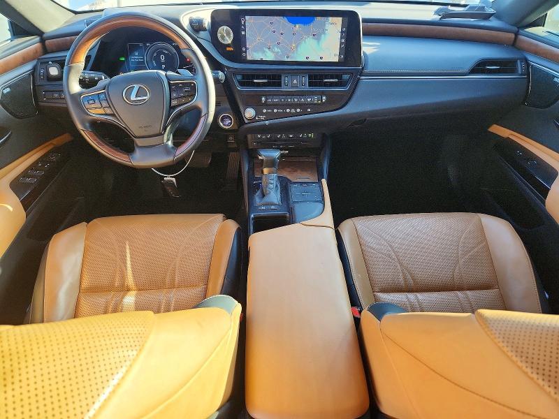 2022 Lexus Es 300h Ultra Luxury