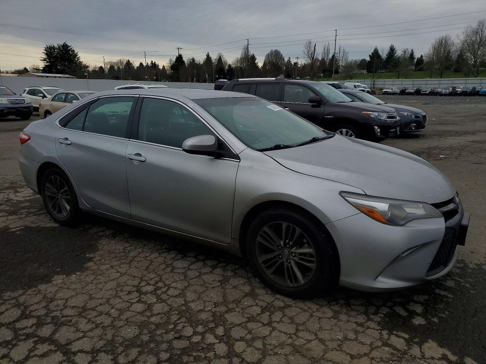 2017 Toyota Camry le