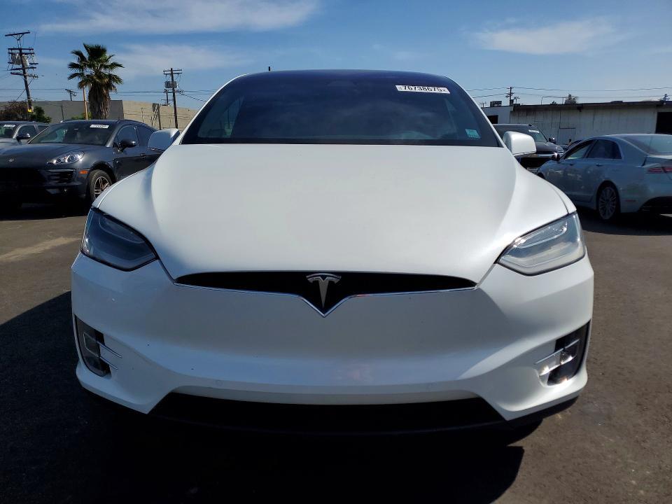 2019 Tesla Model x