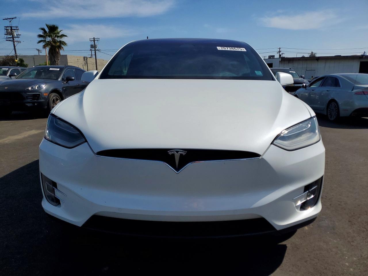 2019 Tesla Model x