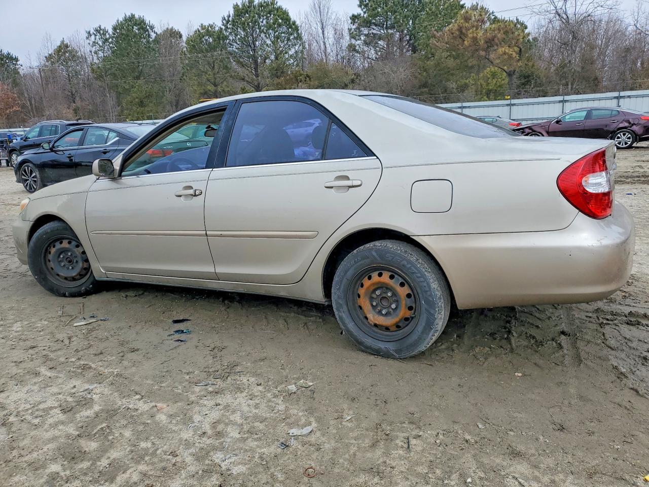2003 Toyota Camry le