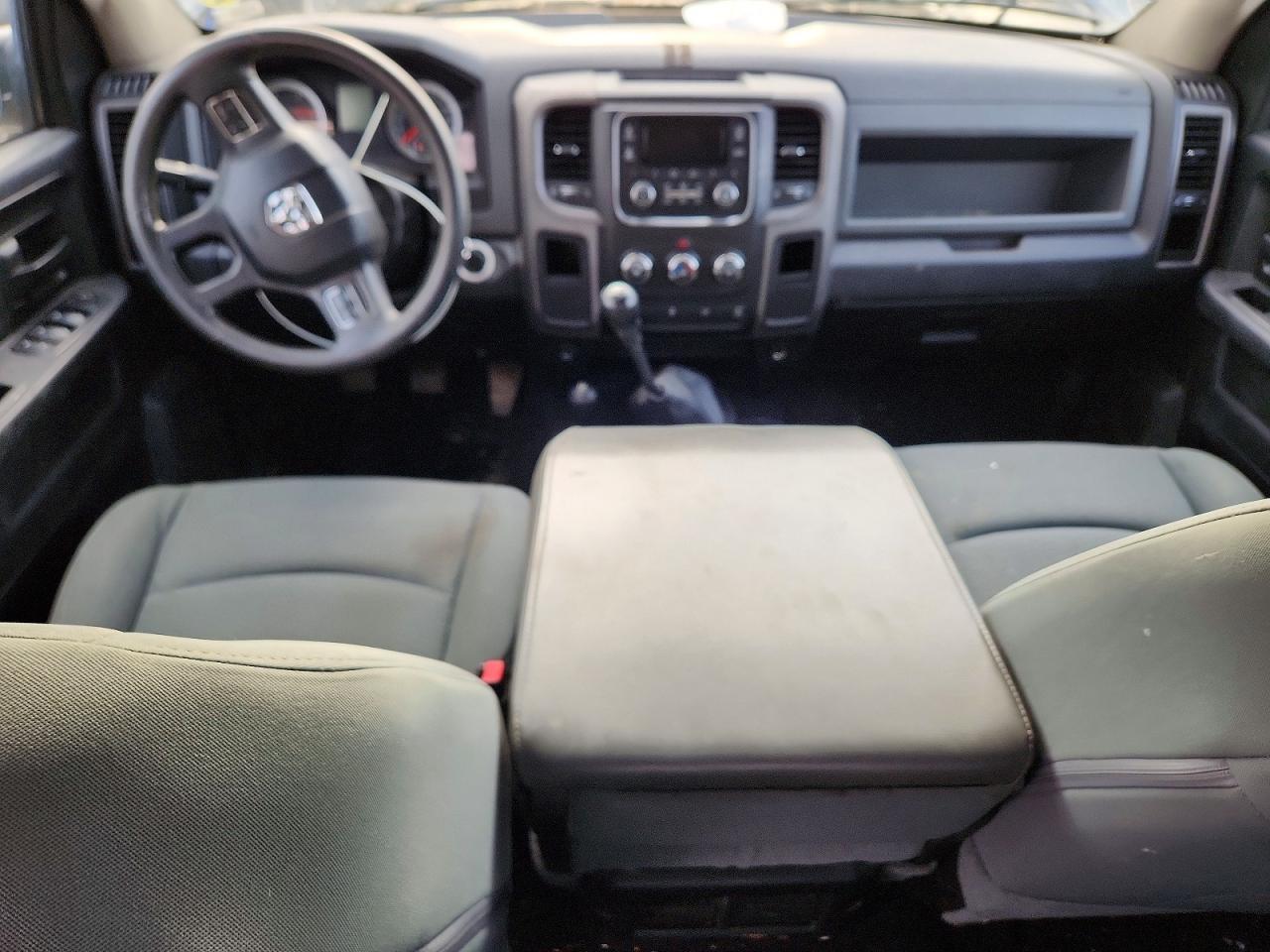 2013 Dodge Ram 2500 st