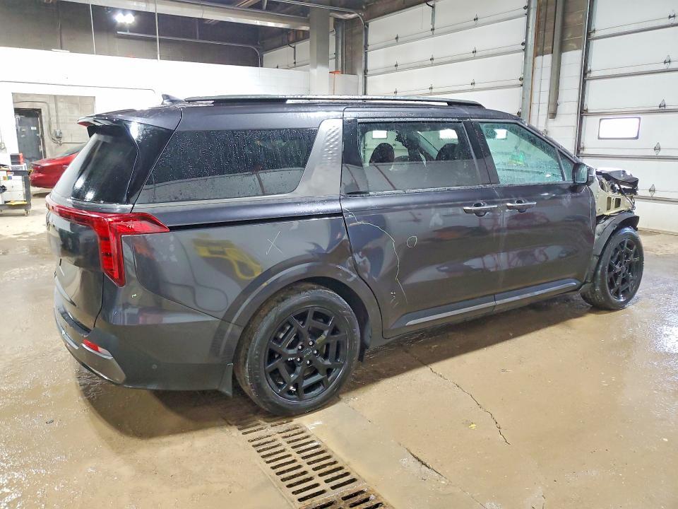 2025 KIA Carnival sx