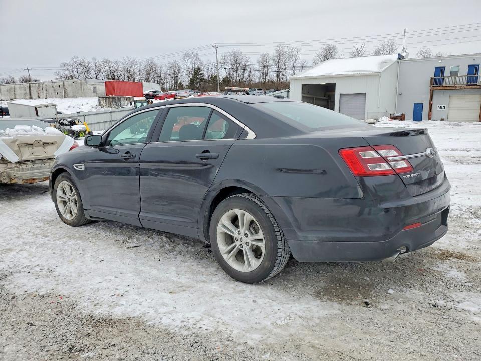 2015 Ford Taurus sel