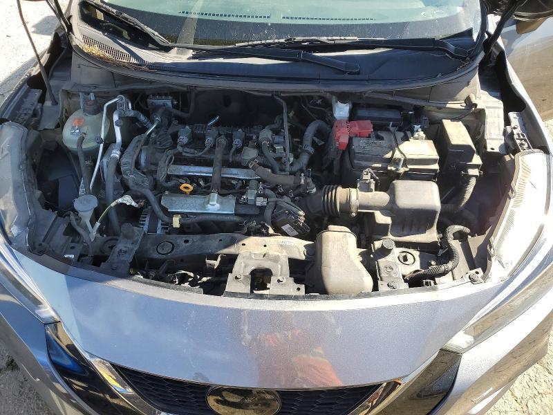 2021 Nissan Versa sr