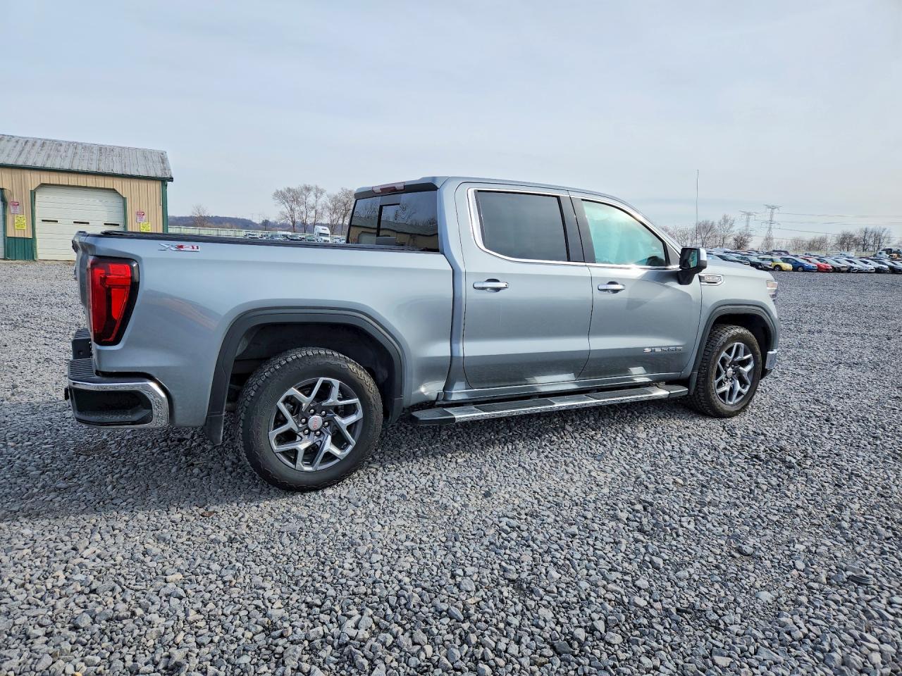 2024 GMC Sierra K1500 slt