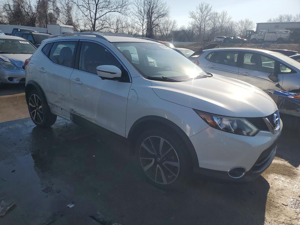2017 Nissan Rogue Sport s