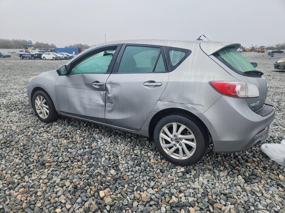 2013 Mazda 3 I