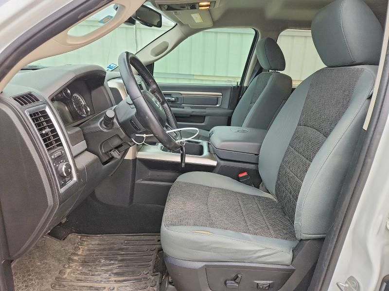 2016 Dodge Ram 1500 slt