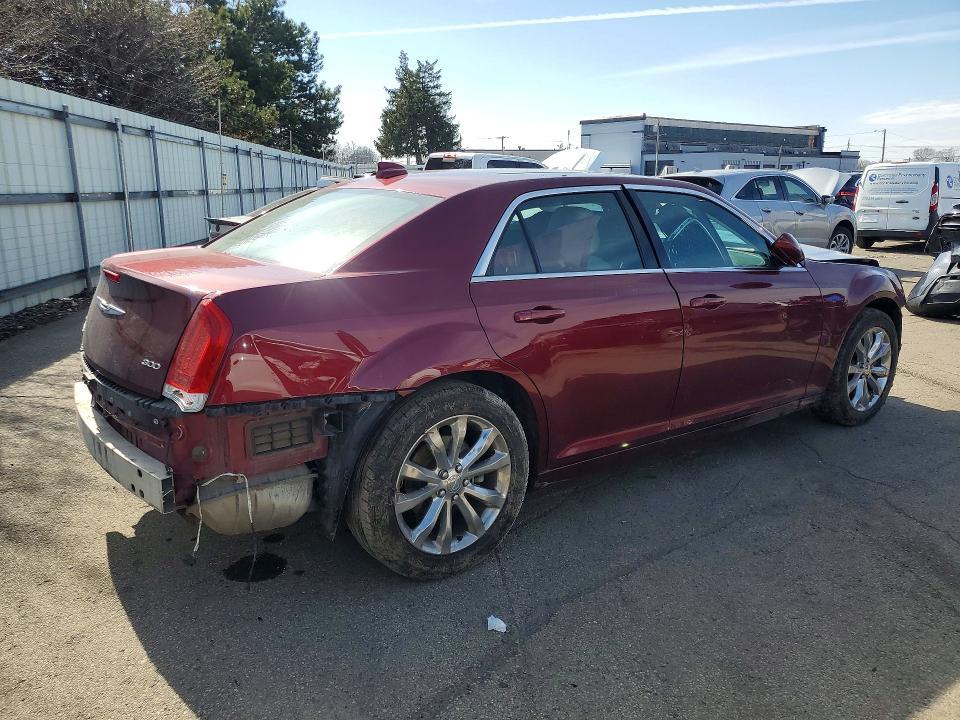2017 Chrysler 300 Limited