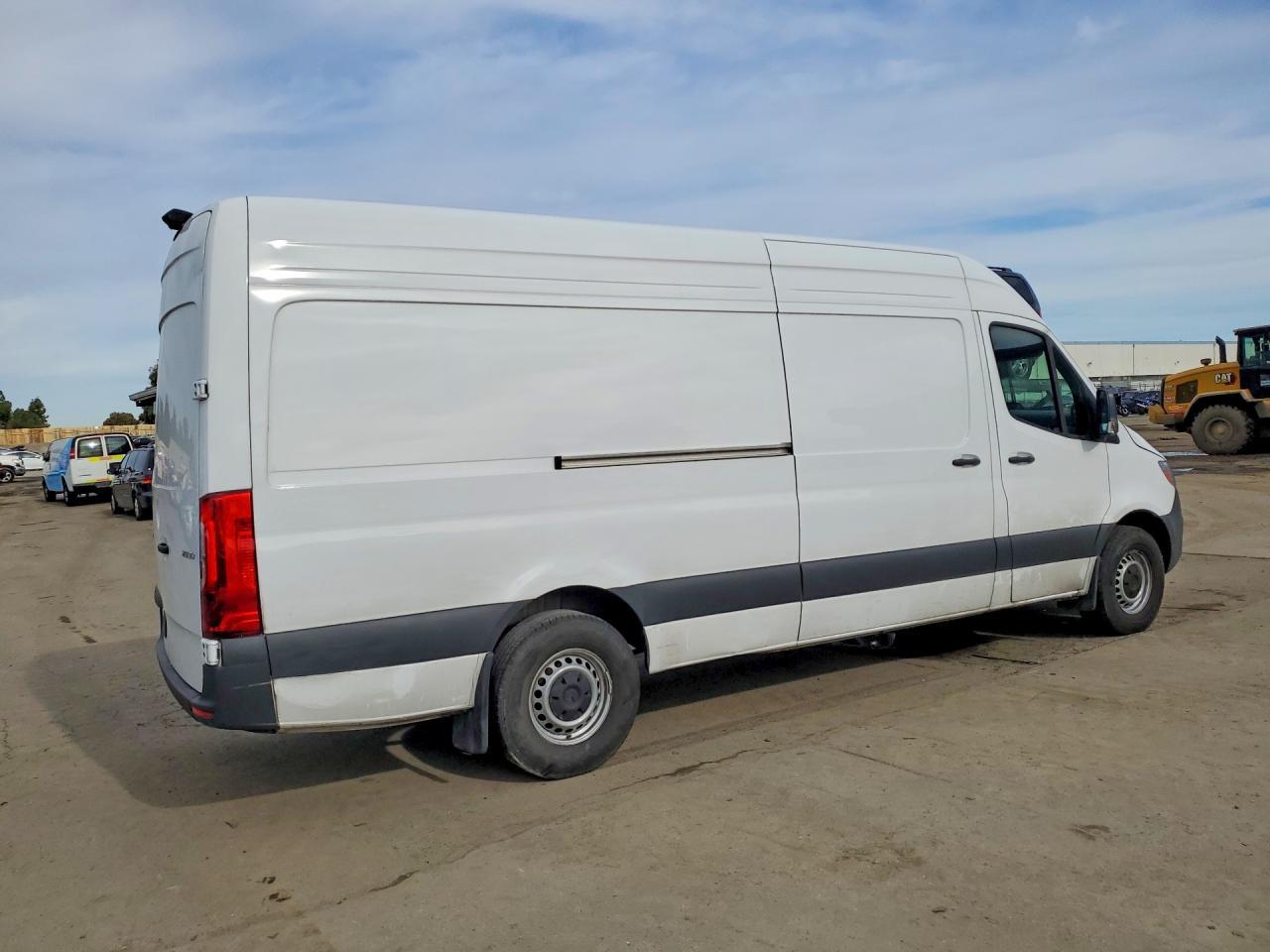 2025 Mercedes-Benz Sprinter 2500 Delivery Van