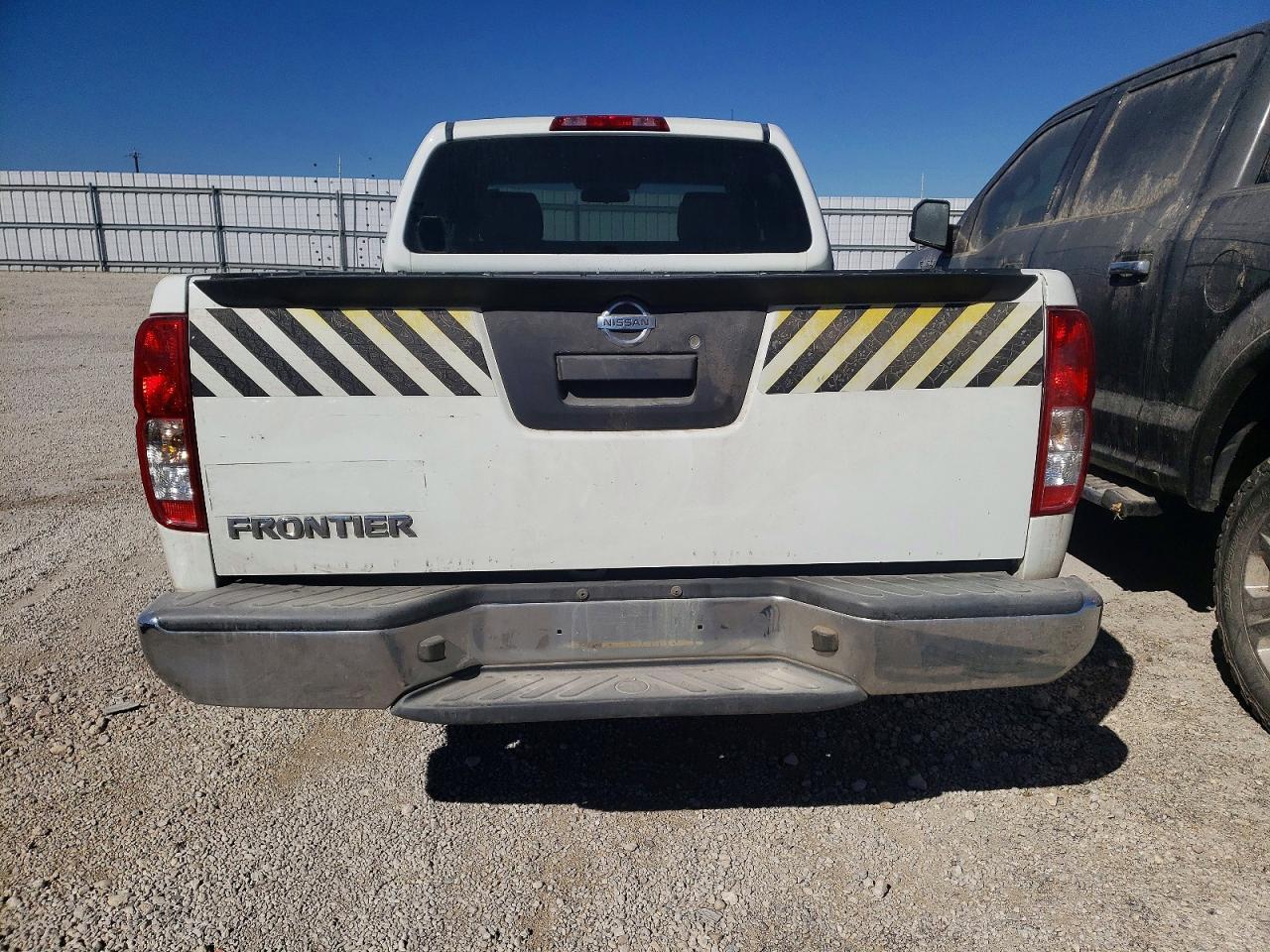 2015 Nissan Frontier S