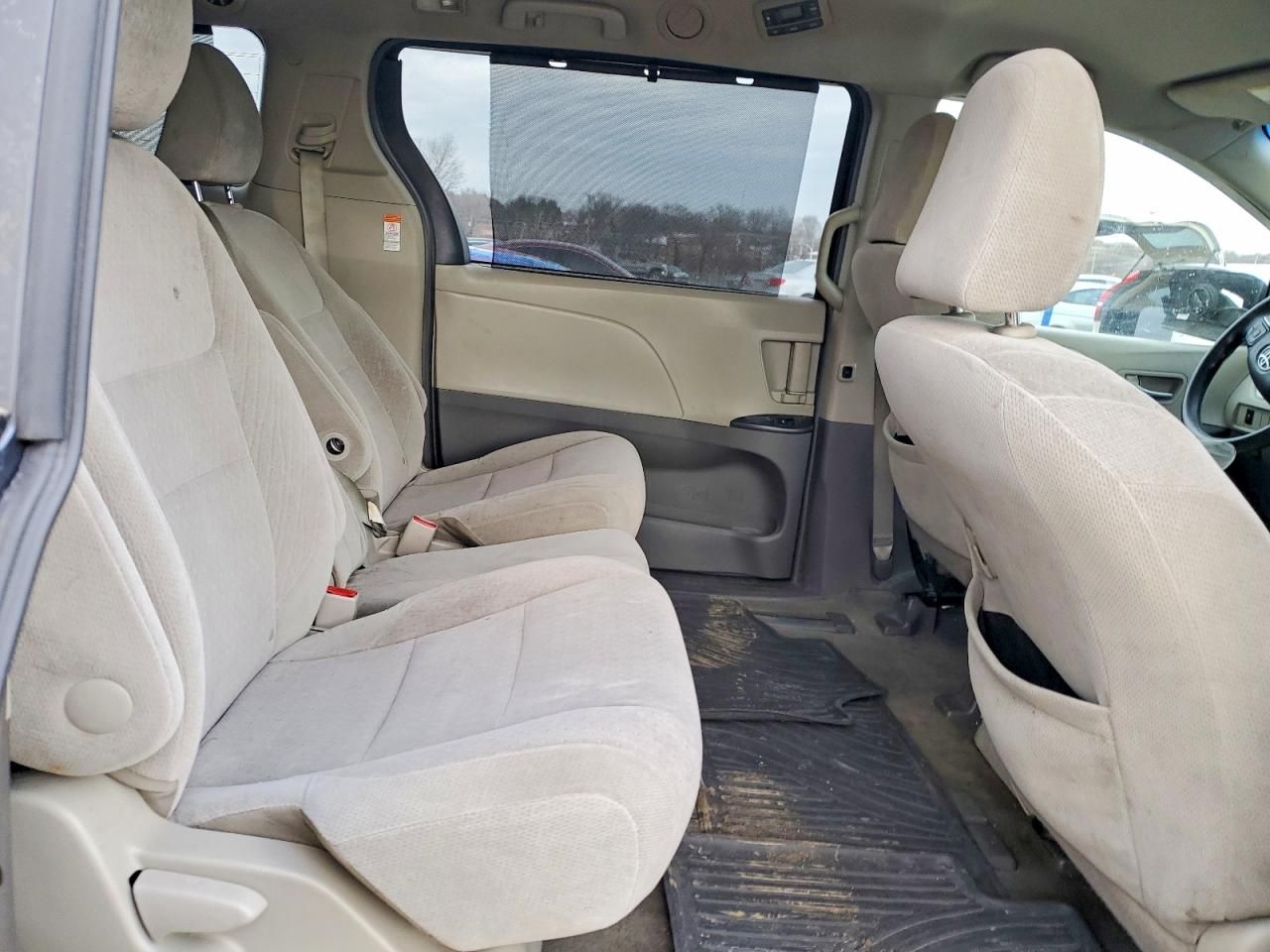 2016 Toyota Sienna le