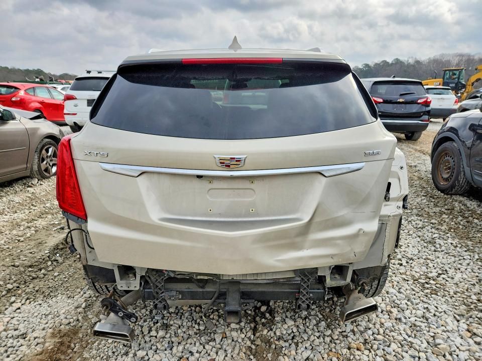 2017 Cadillac XT5 Luxury