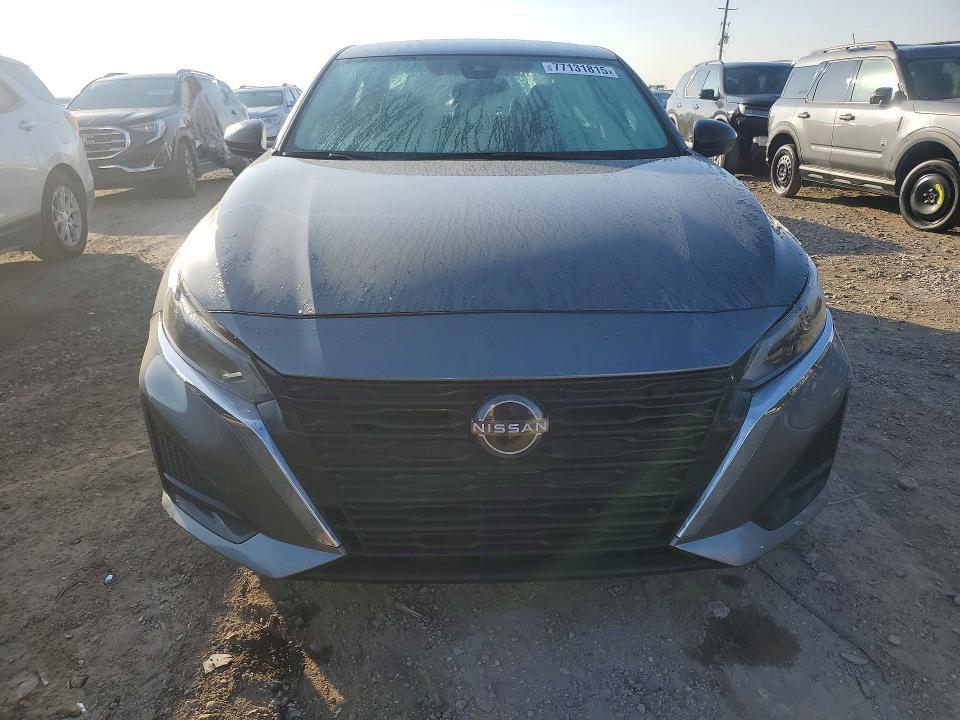 2024 Nissan Altima s
