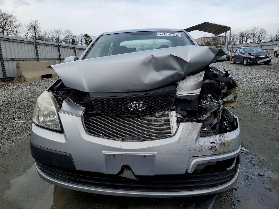 2009 KIA Rio Base