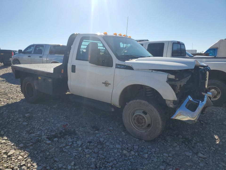 2016 Ford F350 Super Duty Flatbed Truck