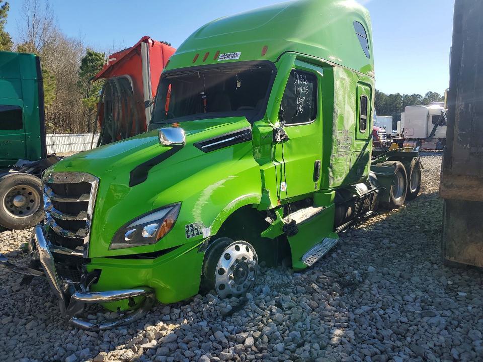 2023 Freightliner Cascadia 126