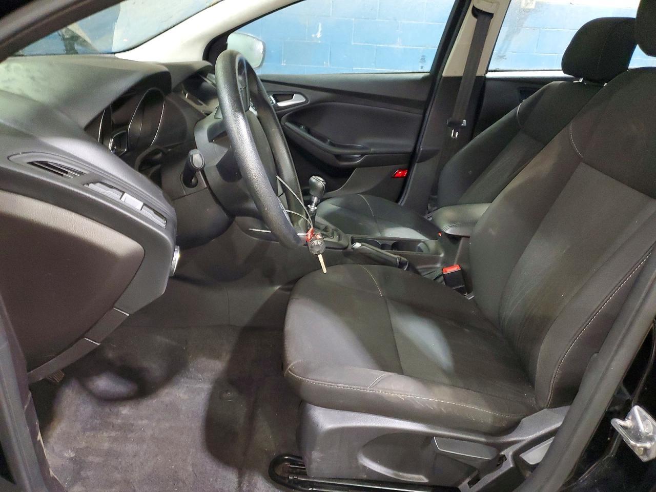 2017 Ford Focus se