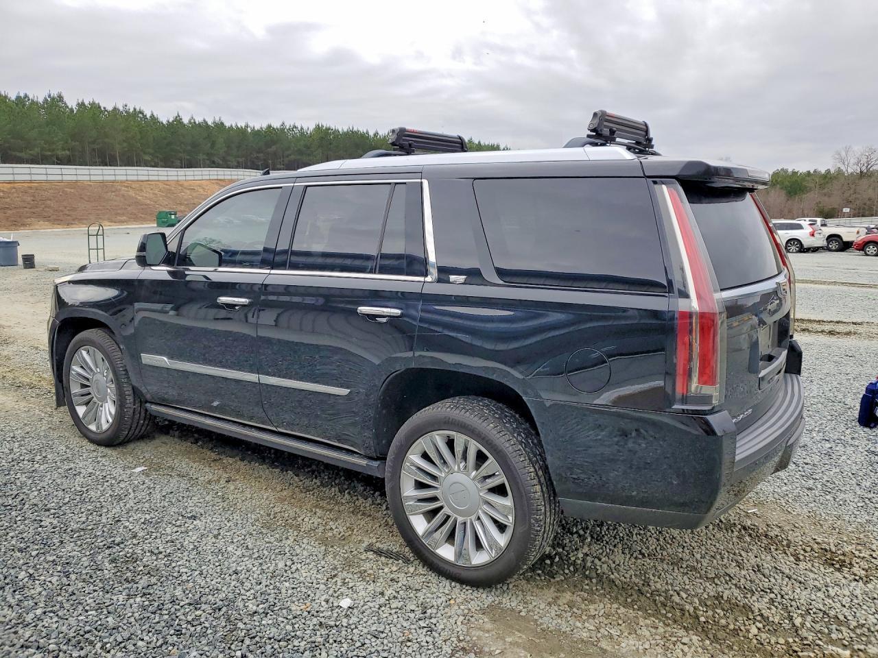 2017 Cadillac Escalade Platinum